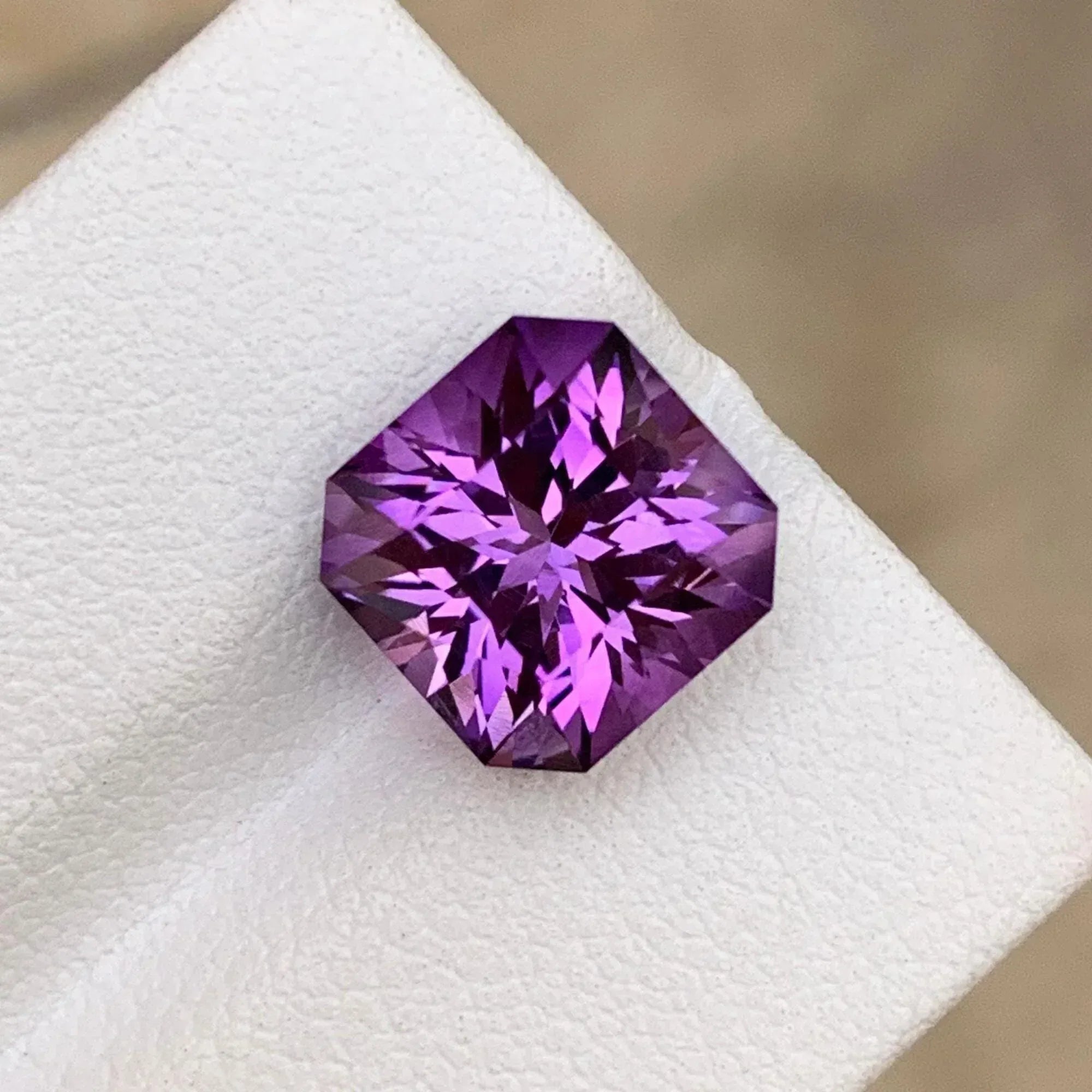 5.05ct Genuine Amethyst Gemstone – Natural Purple Amethyst Main image