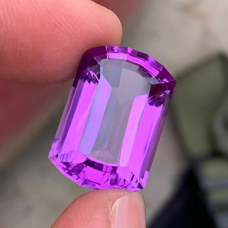 Natural Amethyst 25.70 Ct Brazil | Large Eye Clean Purple Loose Gemstone Main image