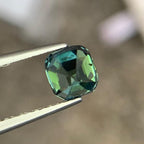 Elegant Natural Blue Green Sapphire 1.47 Carats Loose Gemstone Sri Lanka Sapphire For Jewelry Size