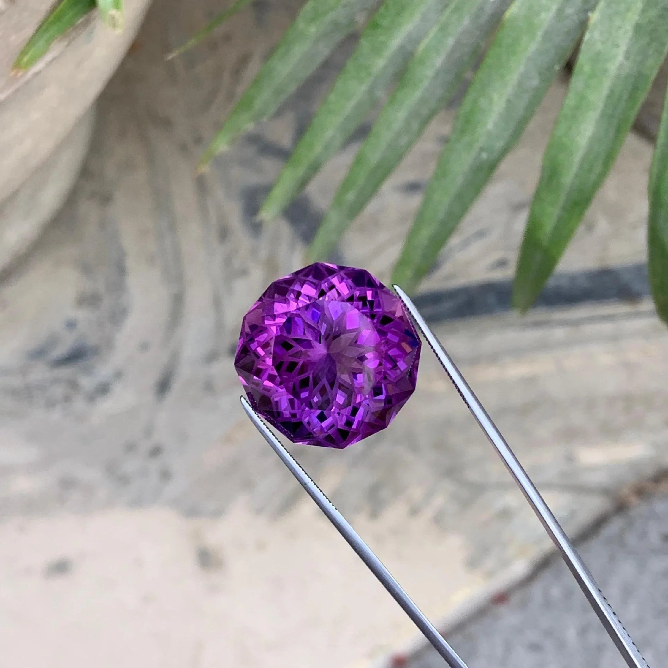 Brazilian Amethyst Precious Stone – Loupe Clean Quality