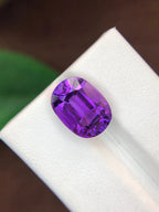 Brazilian amethyst gemstone oval shape for jewelry