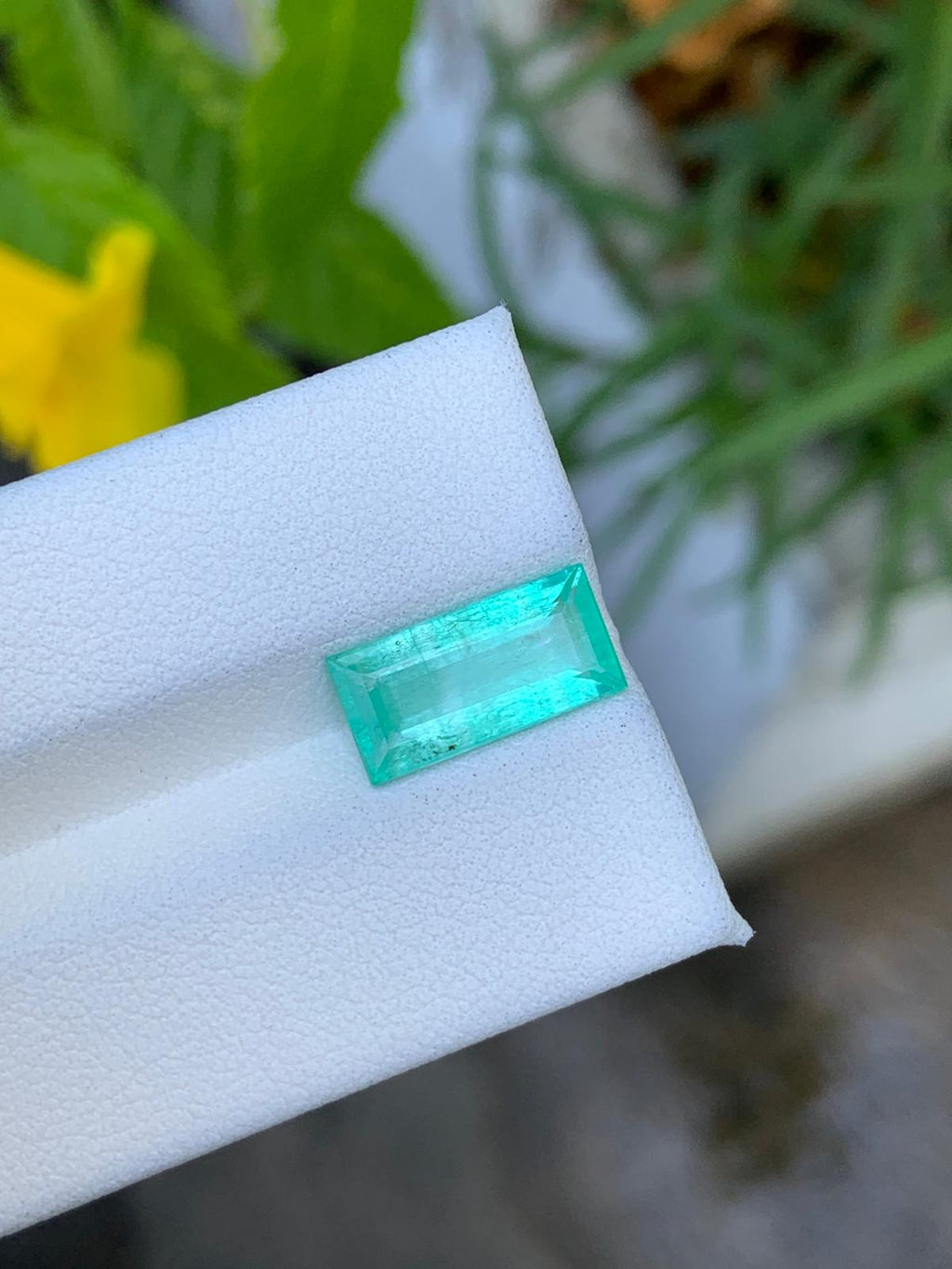 Zambian Natural Bluish Emerald Gemstone, 2.89 Carats, Emerald Ring