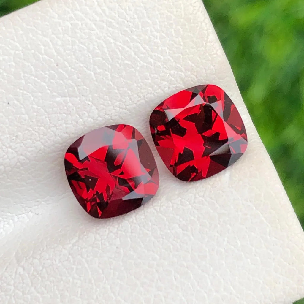 AAA Rhodolite Garnet Pair Gemstone, 6.65 Carats, Garnet Earrings - Splendor Gems