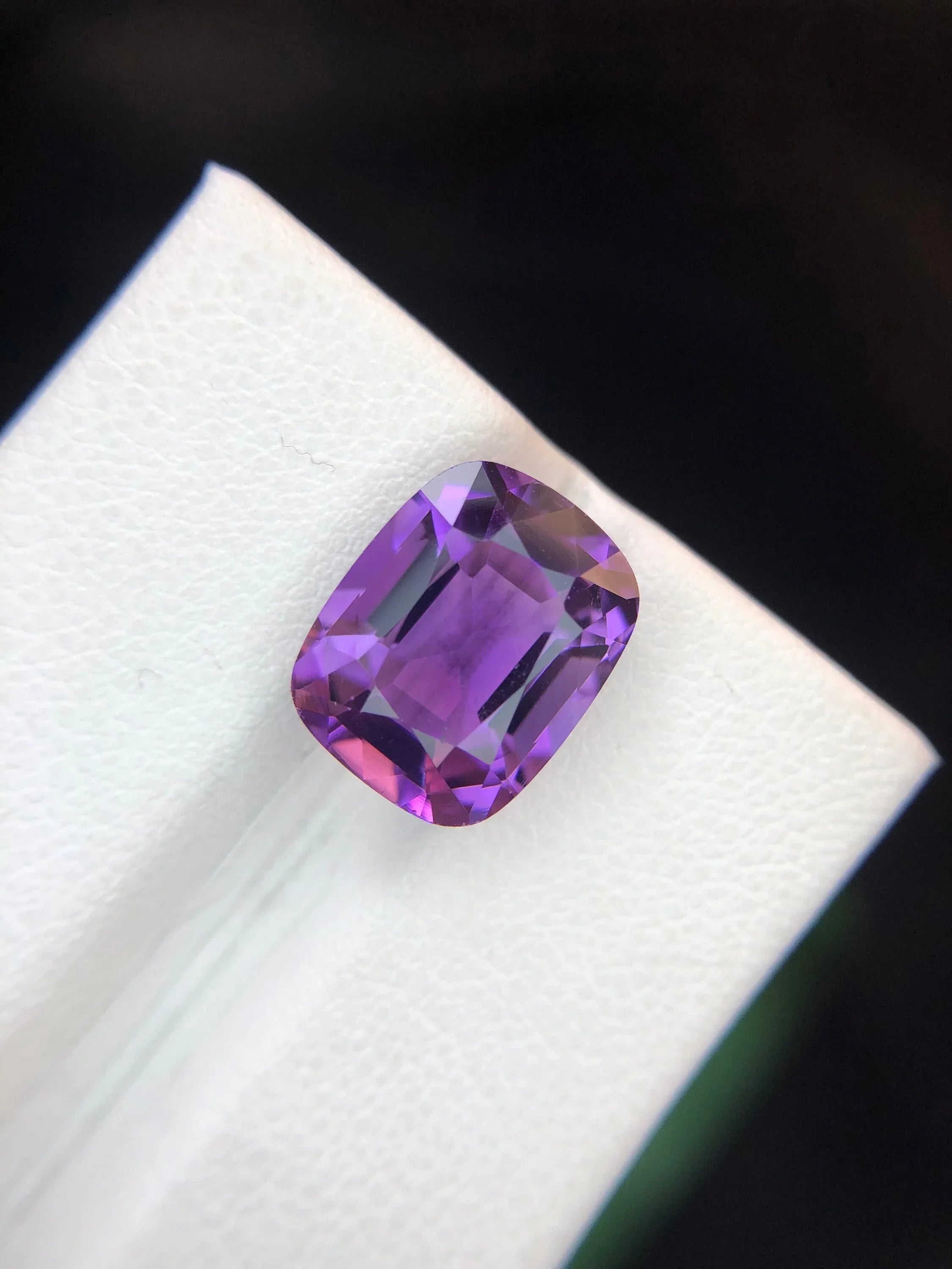 Amethyst Healing Stone – 5.05 Carat Natural Purple Amethyst for Healing Secondary image