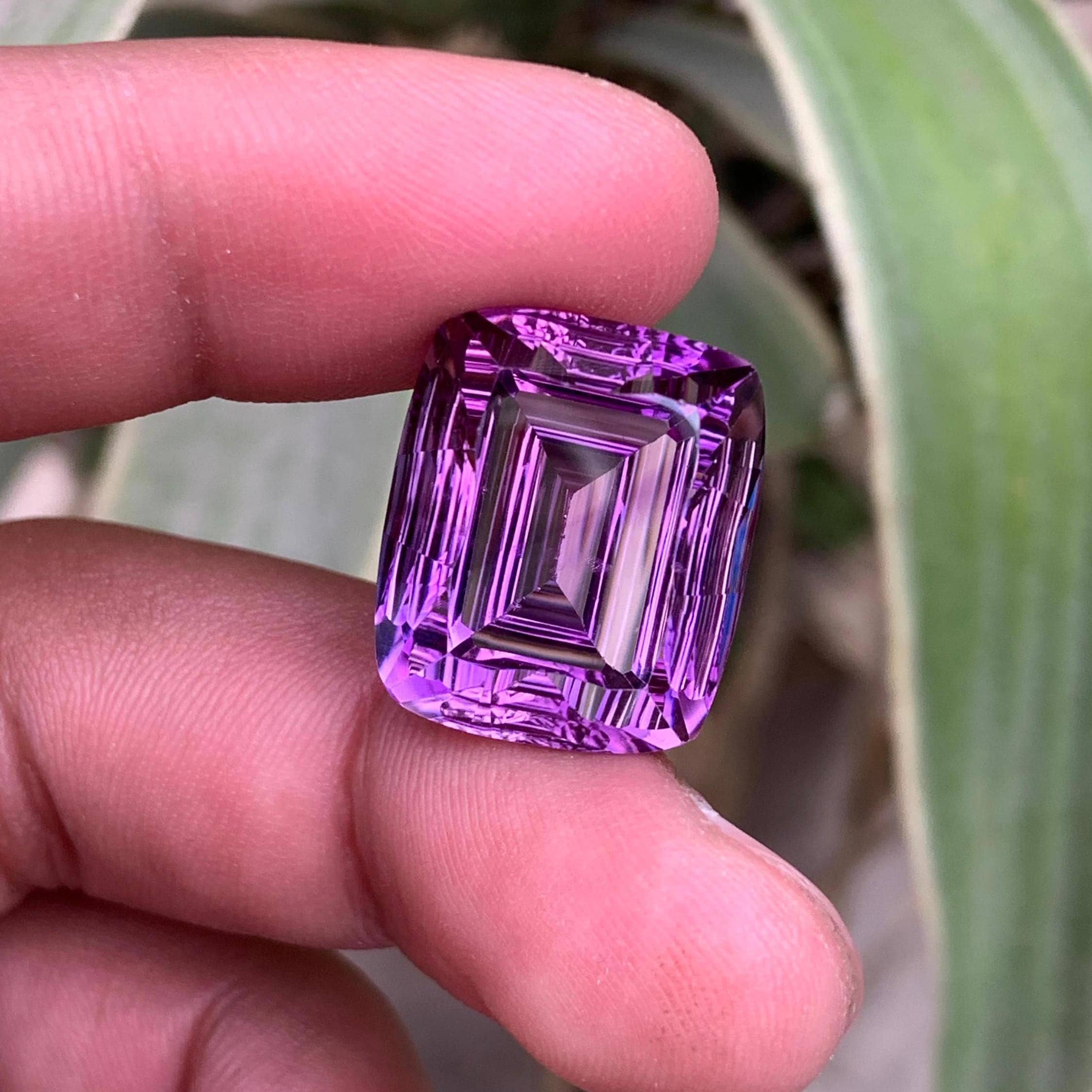 Purple Amethyst Stone: 31.70 CTS, Fancy Cut, February Birthstone Secondary image