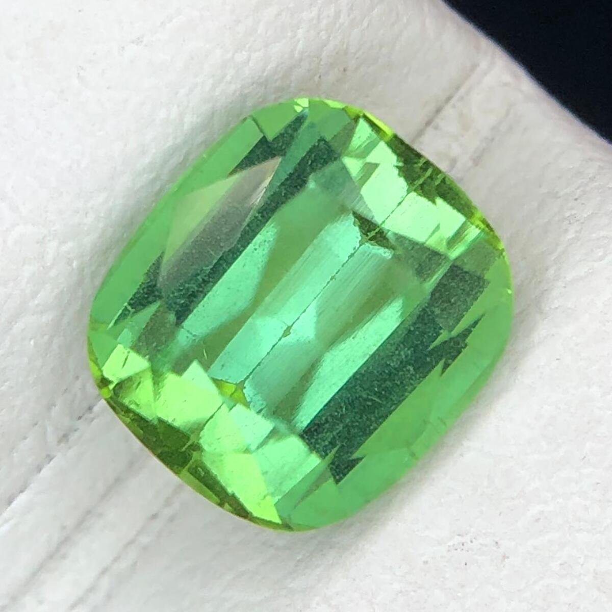 Majestic Mint Green Tourmaline 2.00 carats Main image