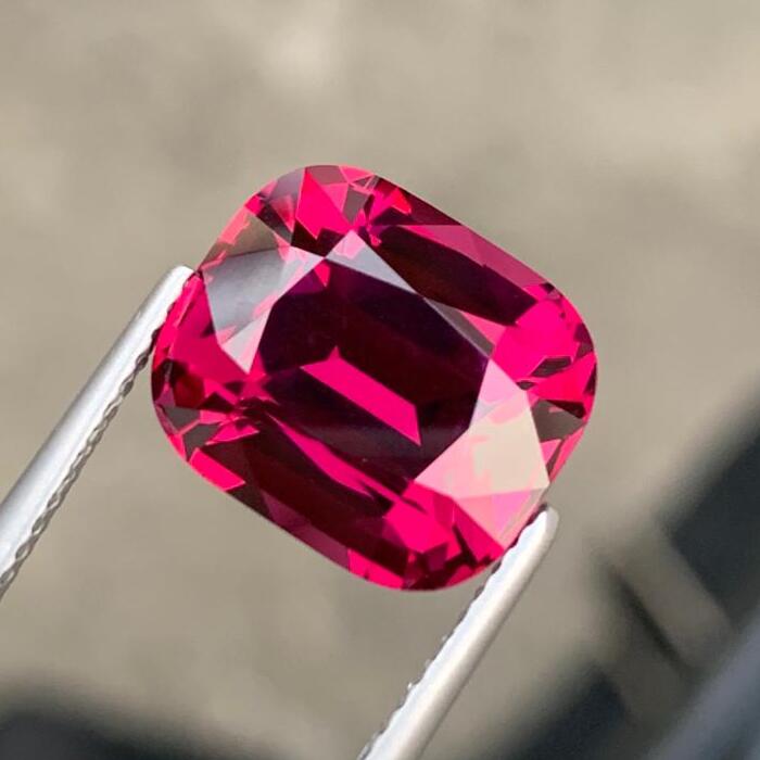 8.15 Ct Natural Umbalite Garnet Gemstone Faceted Loose Gem Loupe Clean Pink Garnet