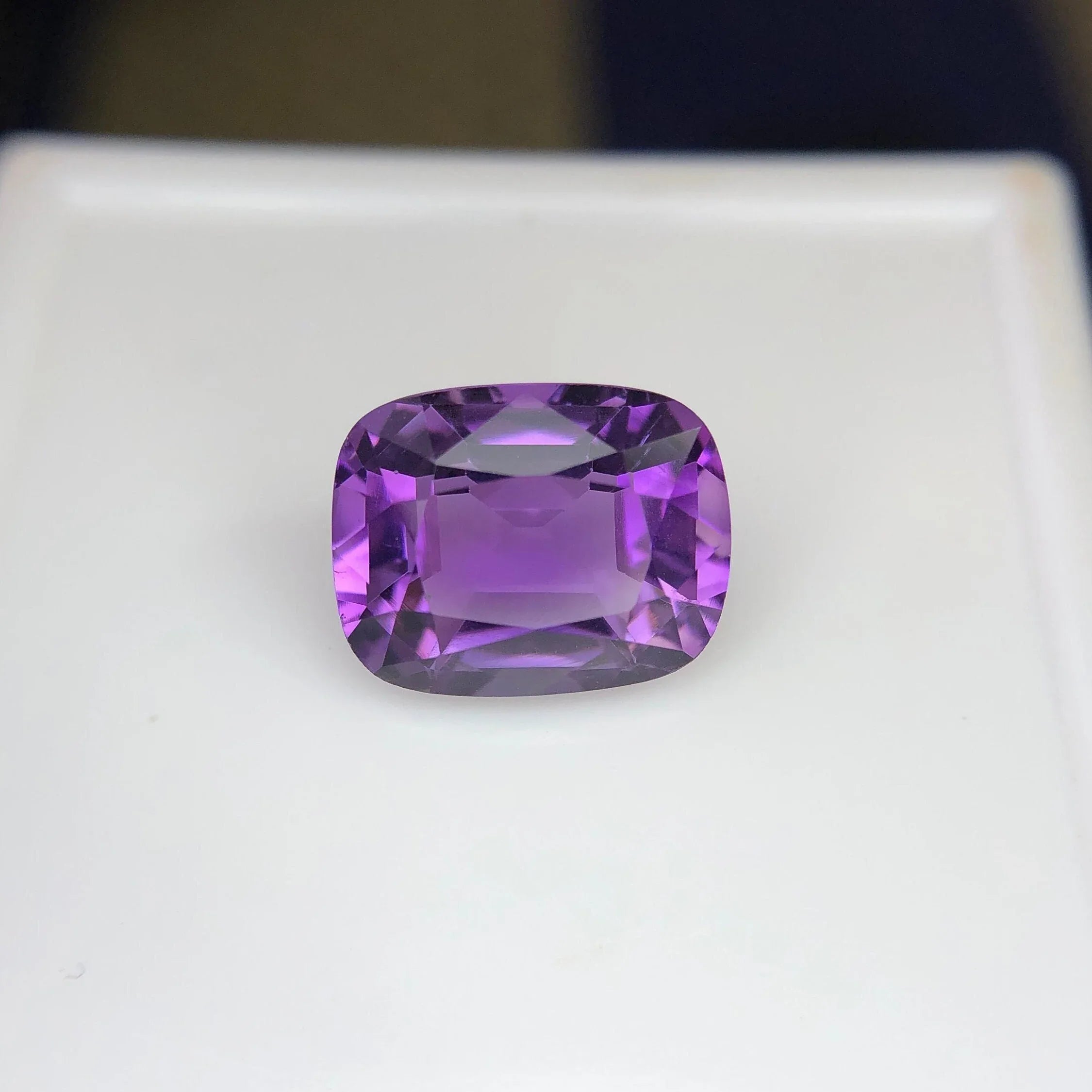 Natural Amethyst Healing Stone – 5.05 Carat Purple-Magenta Main image