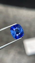 3.48 Ct Natural Ceylon Sapphire Rich Royal Blue color Excellent Cushion Cut