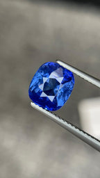 3.48 Ct Natural Ceylon Sapphire Rich Royal Blue color Excellent Cushion Cut