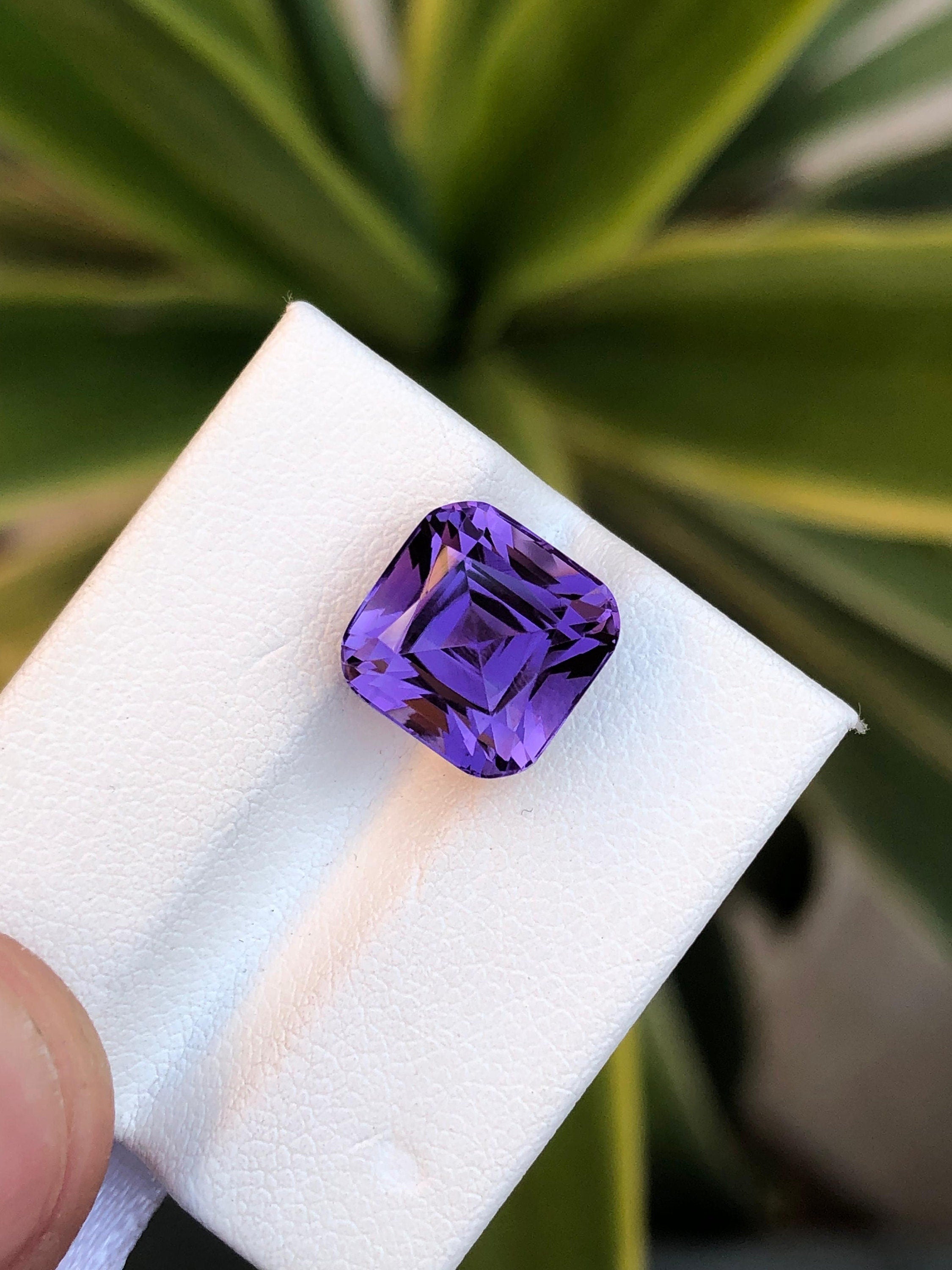 Natural Purple Amethyst Gemstone – Cushion Cut, 5.05 Carats Main image