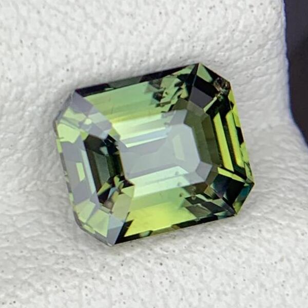 3.48 Ct Natural Ceylon Sapphire Rich Royal Blue color Excellent Cushion Cut