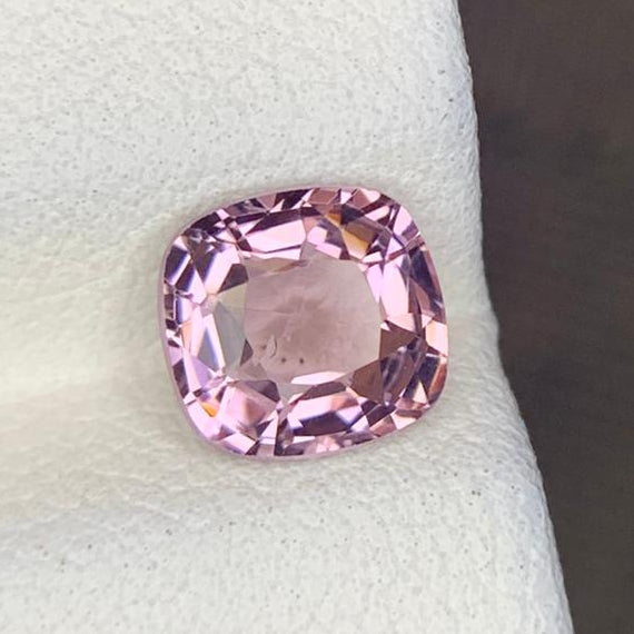 Beautiful Natural Pink Spinel Gemstone From Burma, Weight: 1.49 Carats, Loose Gemstone Main image
