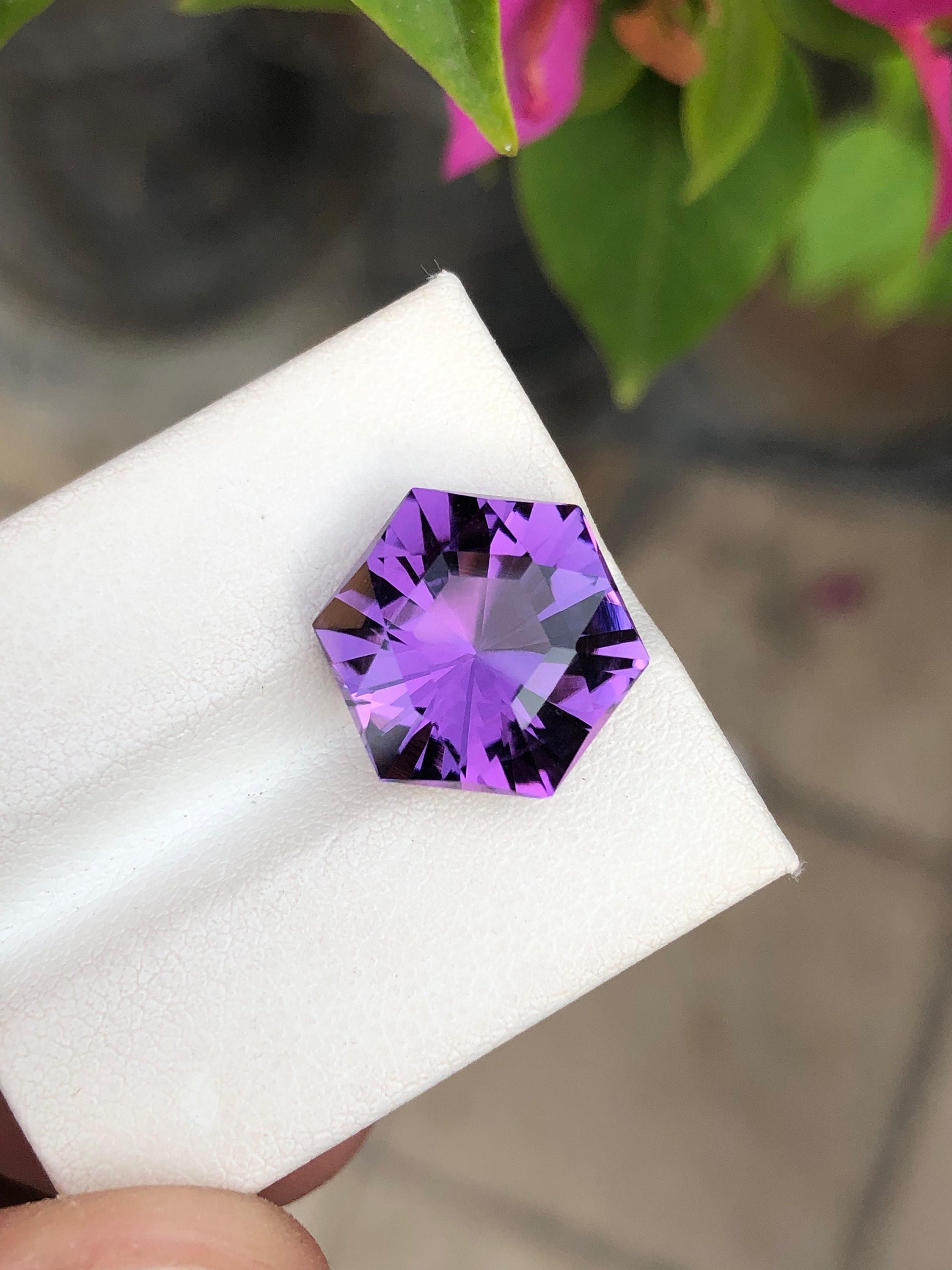Natural 7.45 Carat Amethyst Gemstone | Eye-Clean, Hexagon Cut, Purple Color Secondary image