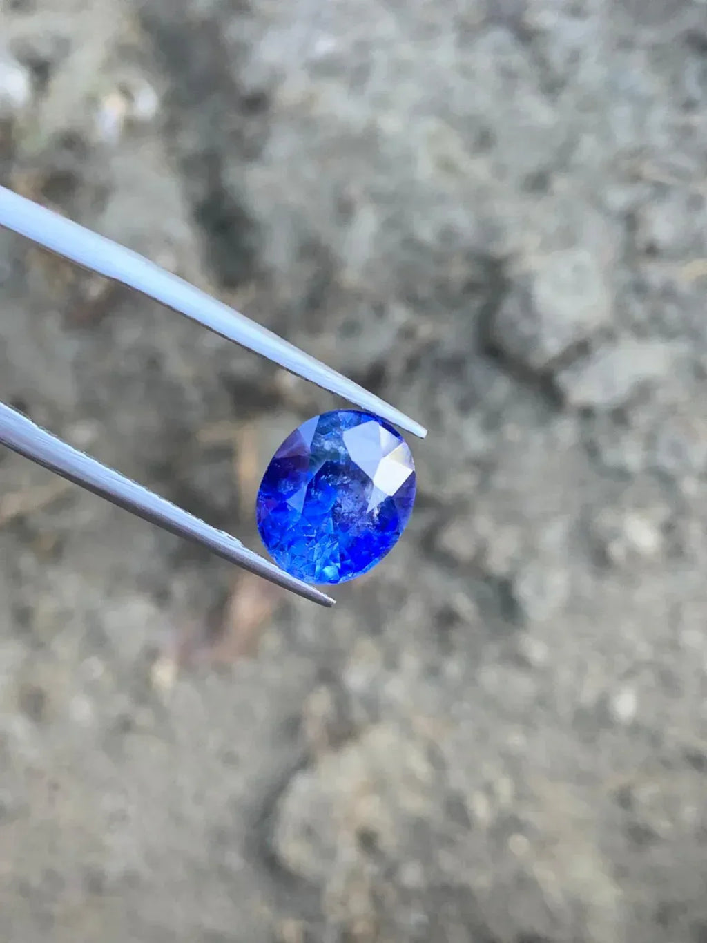 Blue Sapphire – 5.00 Ct Ceylon Gem | 10.2×8.3 mm | Heated Natural Sapphire