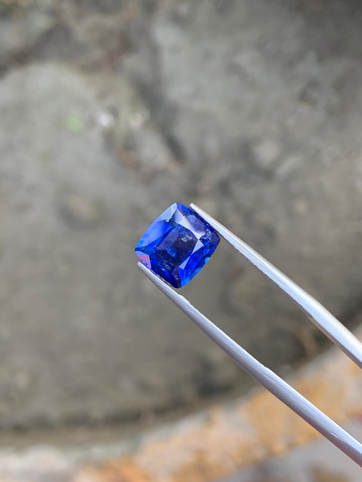 Royal Blue Sapphire – 3.79 Ct Ceylon Gem | 9×8 mm | Heated Natural Sapphire
