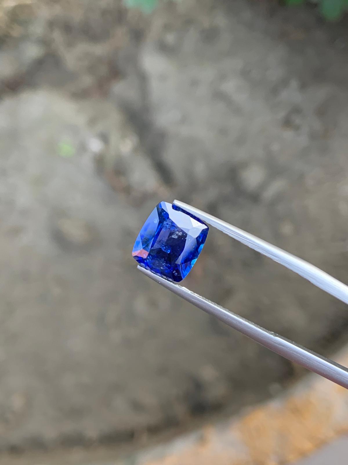 Royal Blue Sapphire – 3.79 Ct Ceylon Gem | 9×8 mm | Heated Natural Sapphire