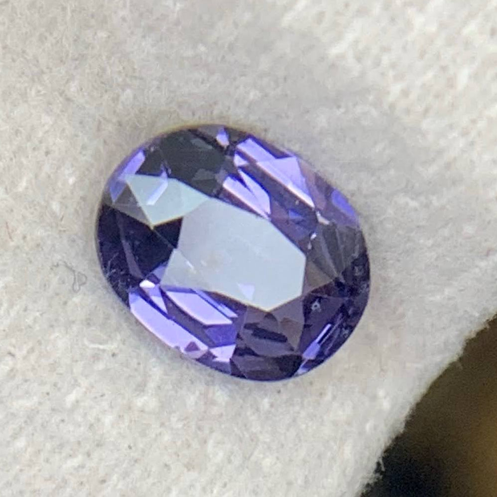 Natural PURPLE Spinel 1.18 Ct OVAL Shape Sri Lanka Loose Gemstone Eye Clean Fine Jewelry Gem Main image