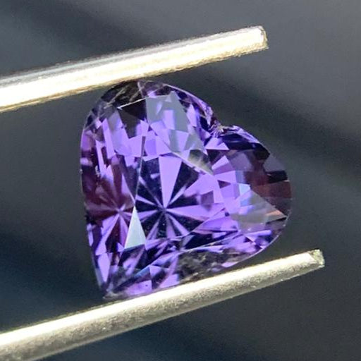 Natural Purple Heart Shape Spinel Gemstone For Making Rings, 2.56 Carats Loose Gemstone For Jewelry