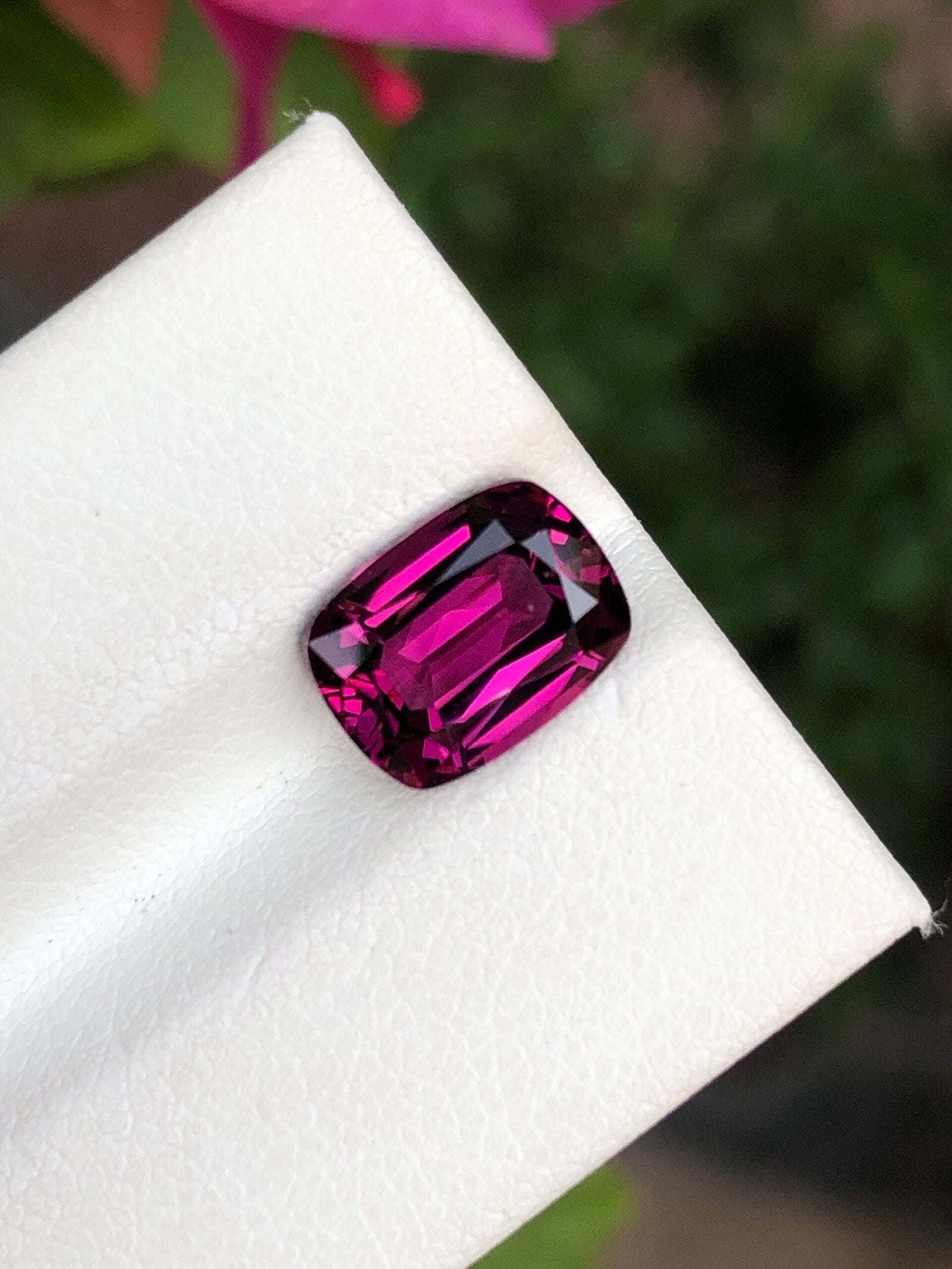 Gorgeous Natural Malaya Garnet Gemstone For Jewelry