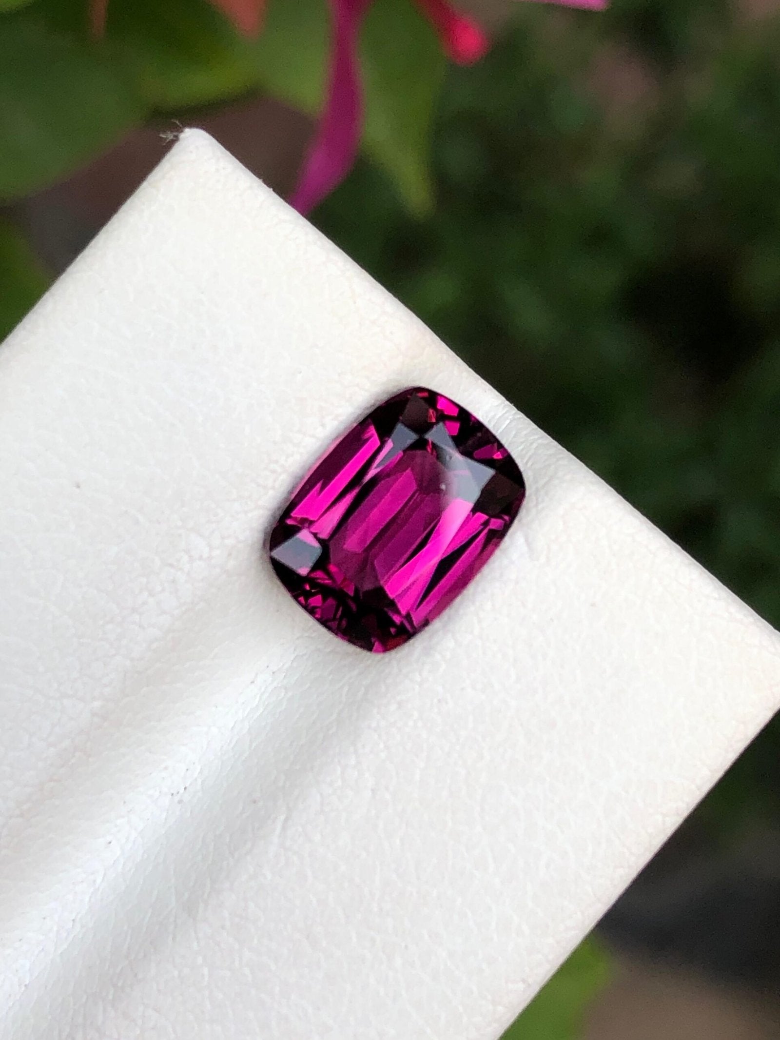 Gorgeous Natural Malaya Garnet Gemstone For Jewelry