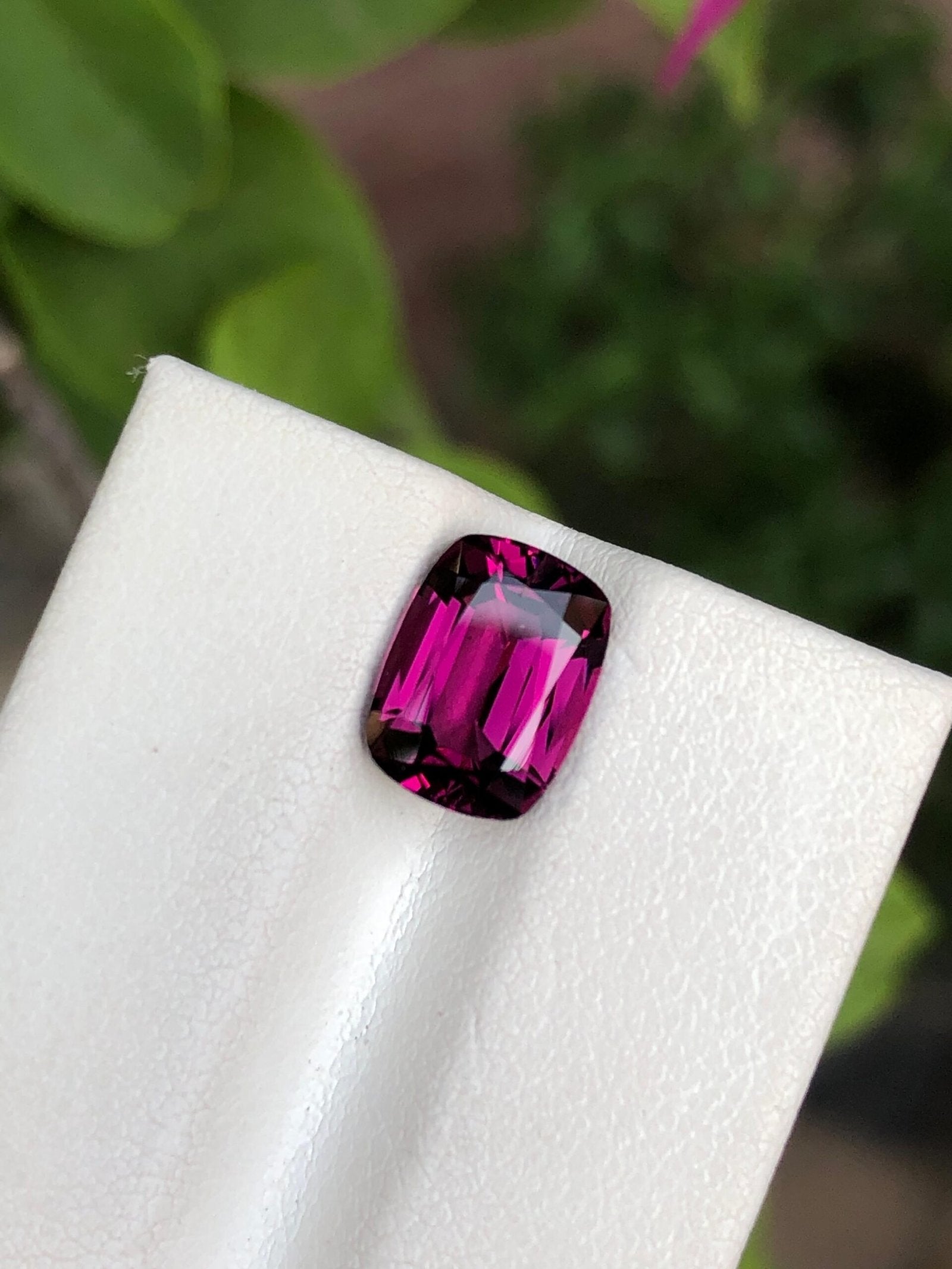 Gorgeous Natural Malaya Garnet Gemstone For Jewelry