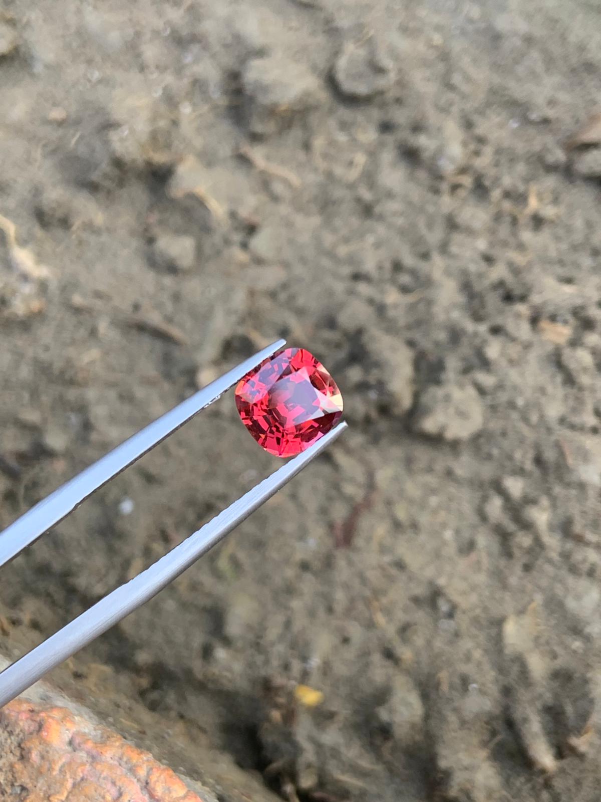 Natural Madagascar Garnet – 2.30 Ct Eye-Clean Gem | Untreated Fine Garnet
