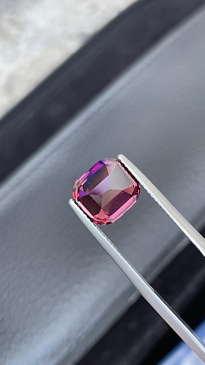 Natural Umbalite Garnet 6.41 Ct – Eye Clean Untreated Pinkish Red Garnet from Tanzania