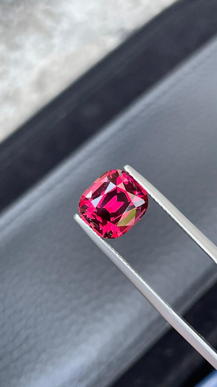 Natural Umbalite Garnet 6.41 Ct – Eye Clean Untreated Pinkish Red Garnet from Tanzania