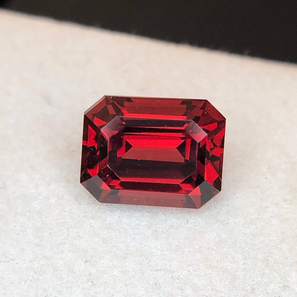 Red Garnet Gemstone For Ring, 3.05 carats