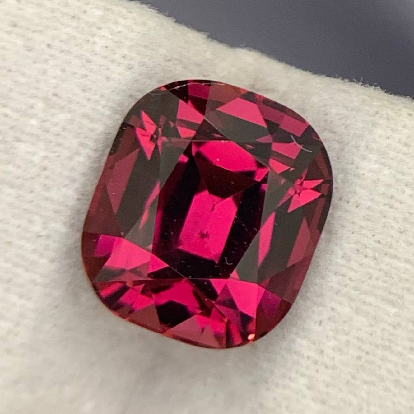 Natural Umbalite Garnet 6.41 Ct Tanzania Pink Purple Gemstone Loose Stone Eye Clean for Jewelry Main image