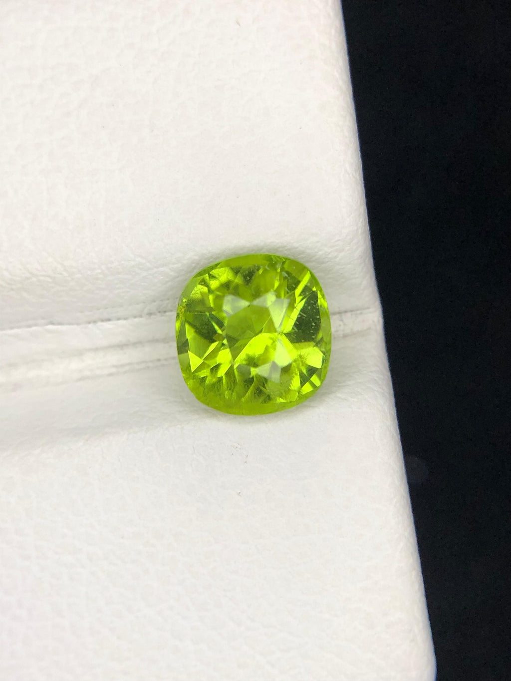 Natural Peridot Stone: 1.90 ct Faceted Cushion Cut Gemstone