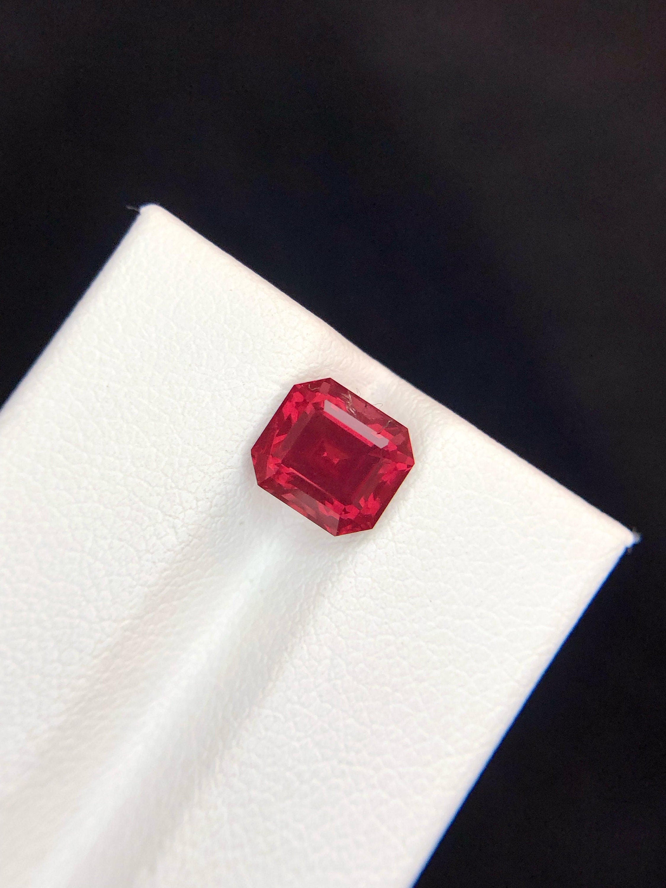 Pinkish Red Garnet Stone: 2.45 ct Fancy Cut Gemstone from Tanzania