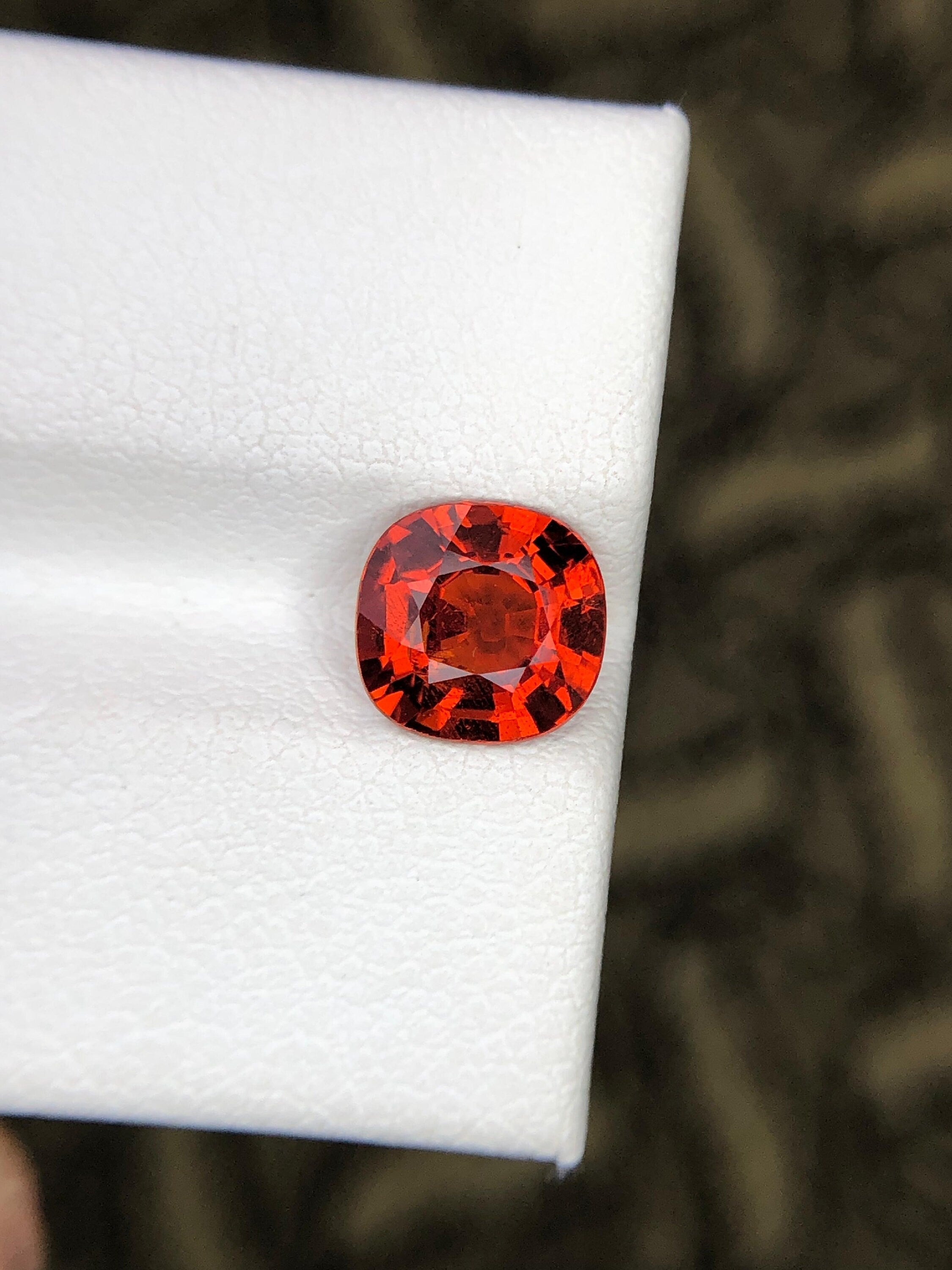 Orangey Red Garnet: 1.75 Carat SI Clarity Loose Gemstone