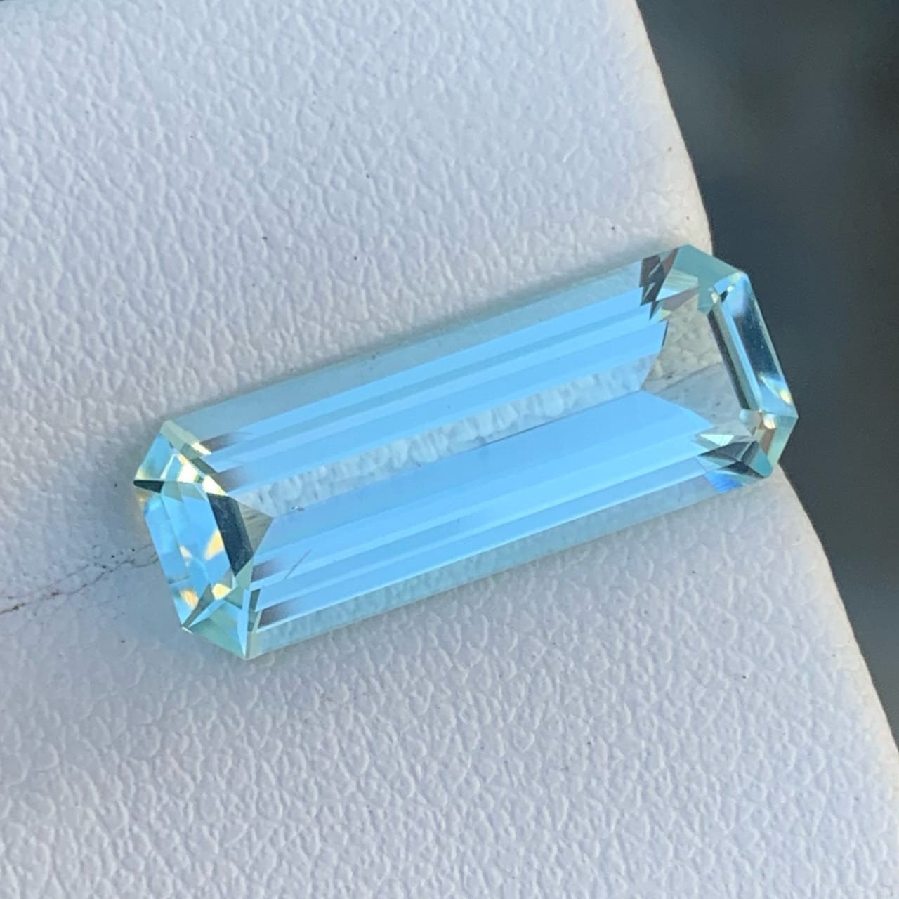 Sky Blue Aquamarine Gemstone: 4.80 ct Emerald Cut Pakistani Stone
