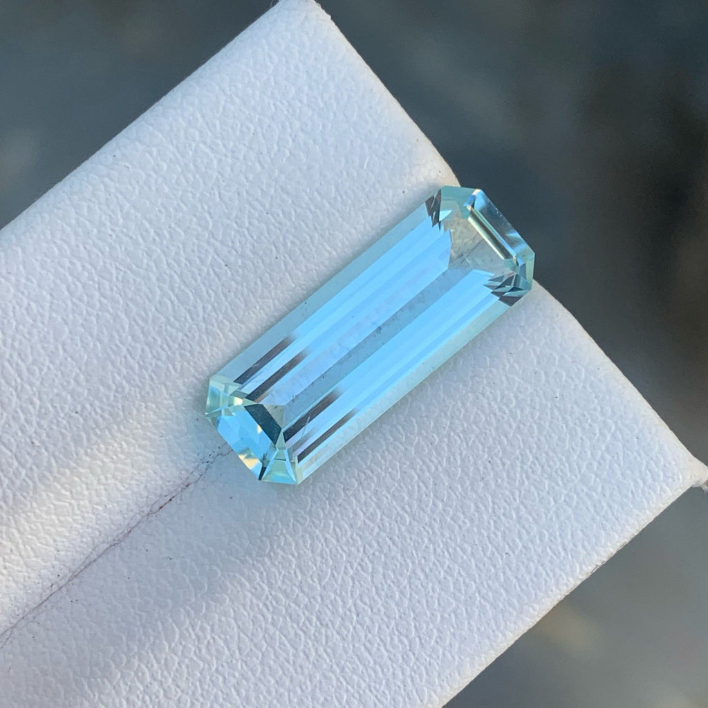 Sky Blue Aquamarine Gemstone: 4.80 ct Emerald Cut Pakistani Stone