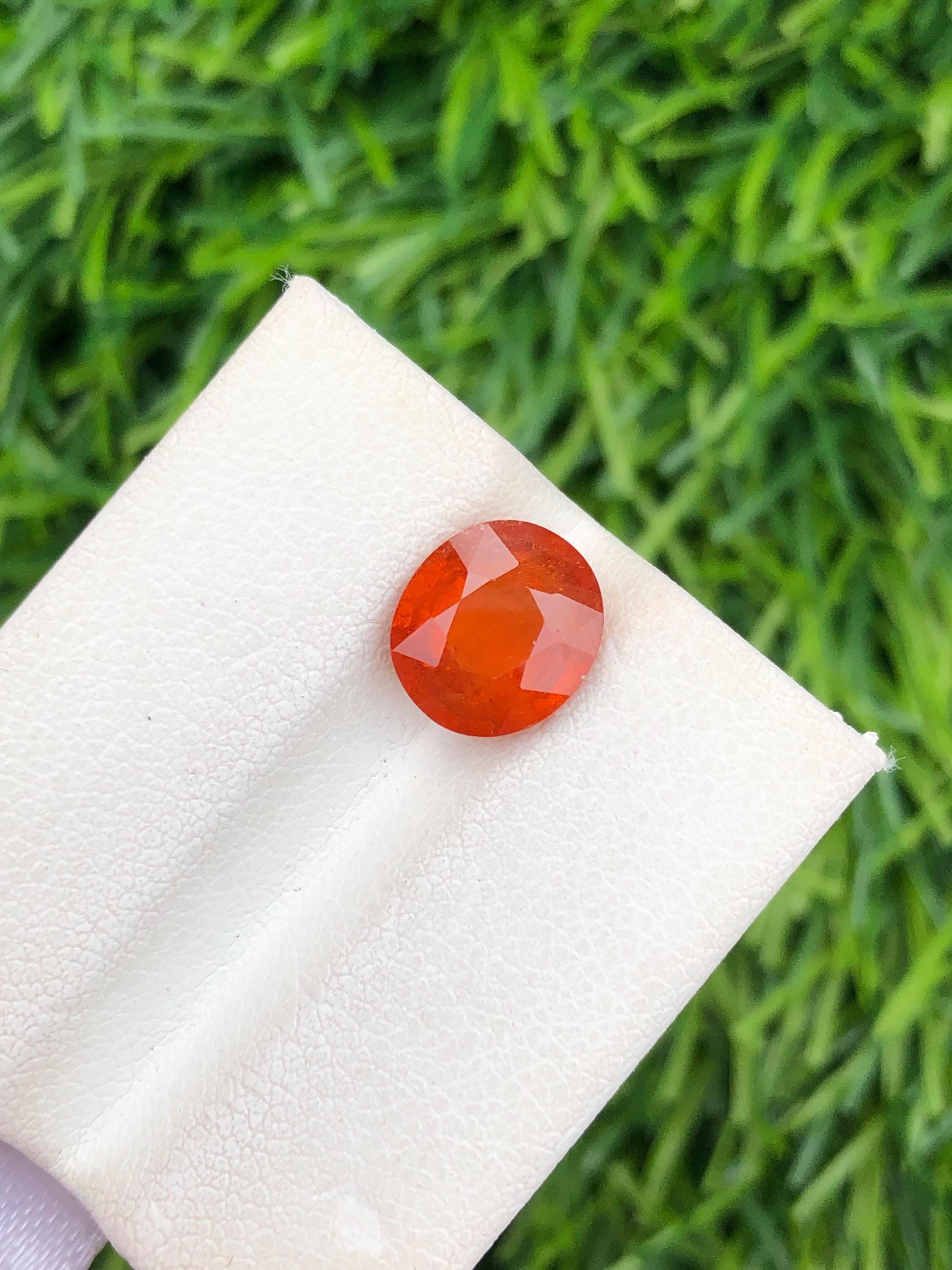 Oval Spessartine Garnet Gemstone: 3 Carat Deep Orange SI Clarity
