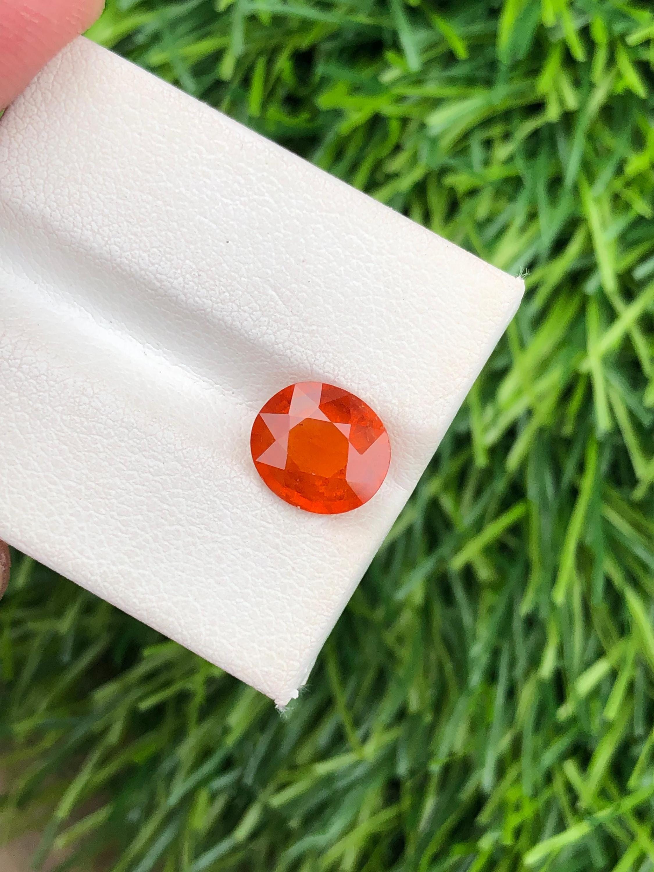 Oval Spessartine Garnet Gemstone: 3 Carat Deep Orange SI Clarity