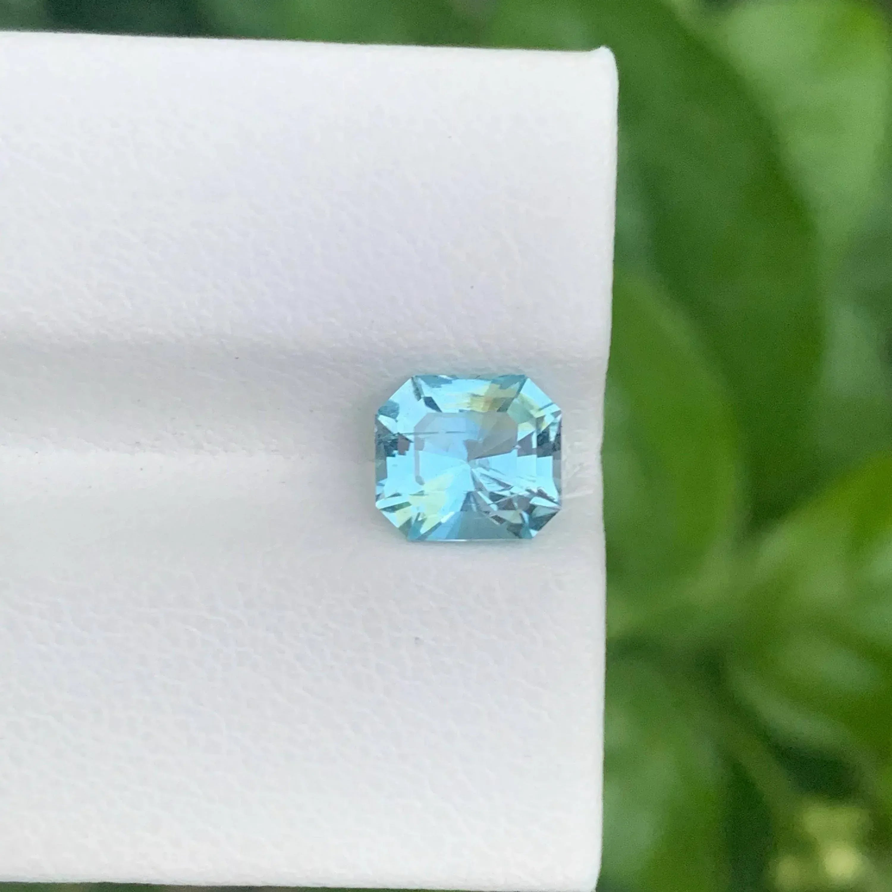 Blizzard Blue Aquamarine Gemstone: 1.45 CTS Octagon Custom Cut - Splendor Gems
