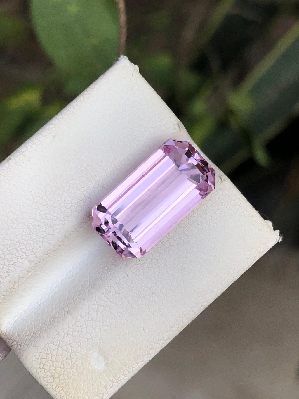 Pale Lavender Kunzite Gemstone: 9 CTS Afghan Jewelry Stone