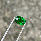 Vibrant Green Tsavorite Garnet, 1.48 ct, Oval Gemstone from Kenya
