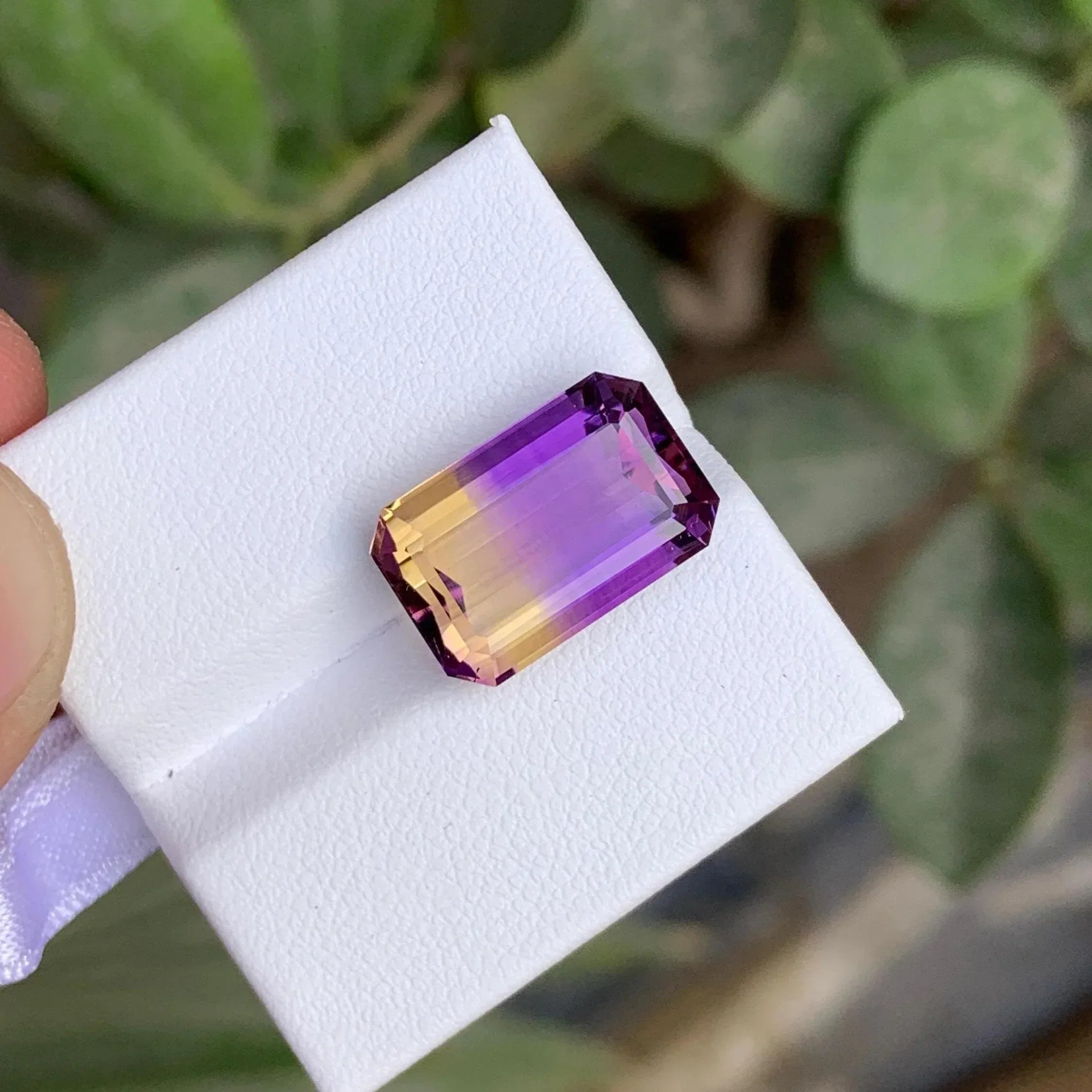 Bicolor Ametrine Gemstone: 9.40 Carat Bolivian Gem for Jewelry