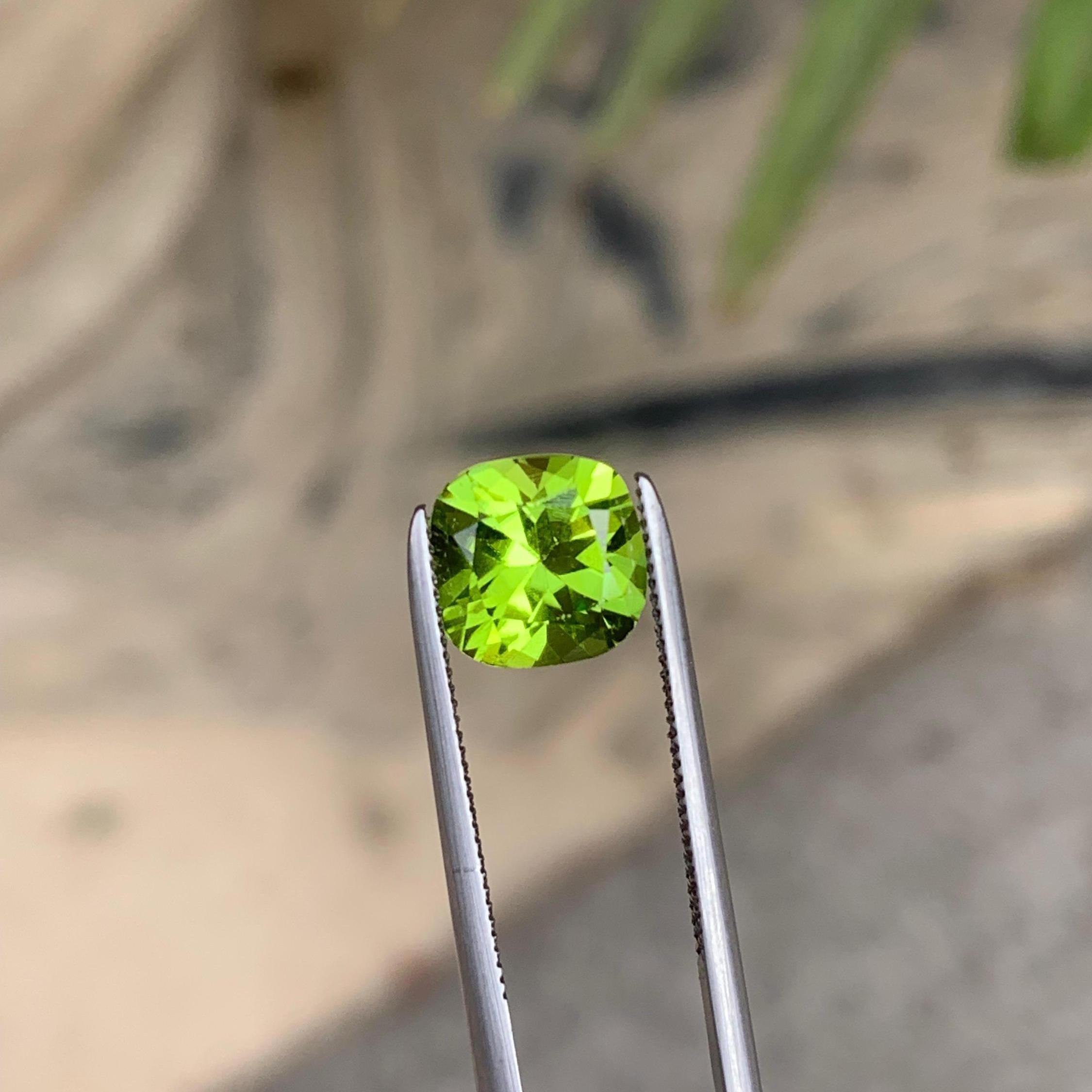 Flower Cut Peridot Stone: 2.05 ct, Pakistan VSI Cushion Cut