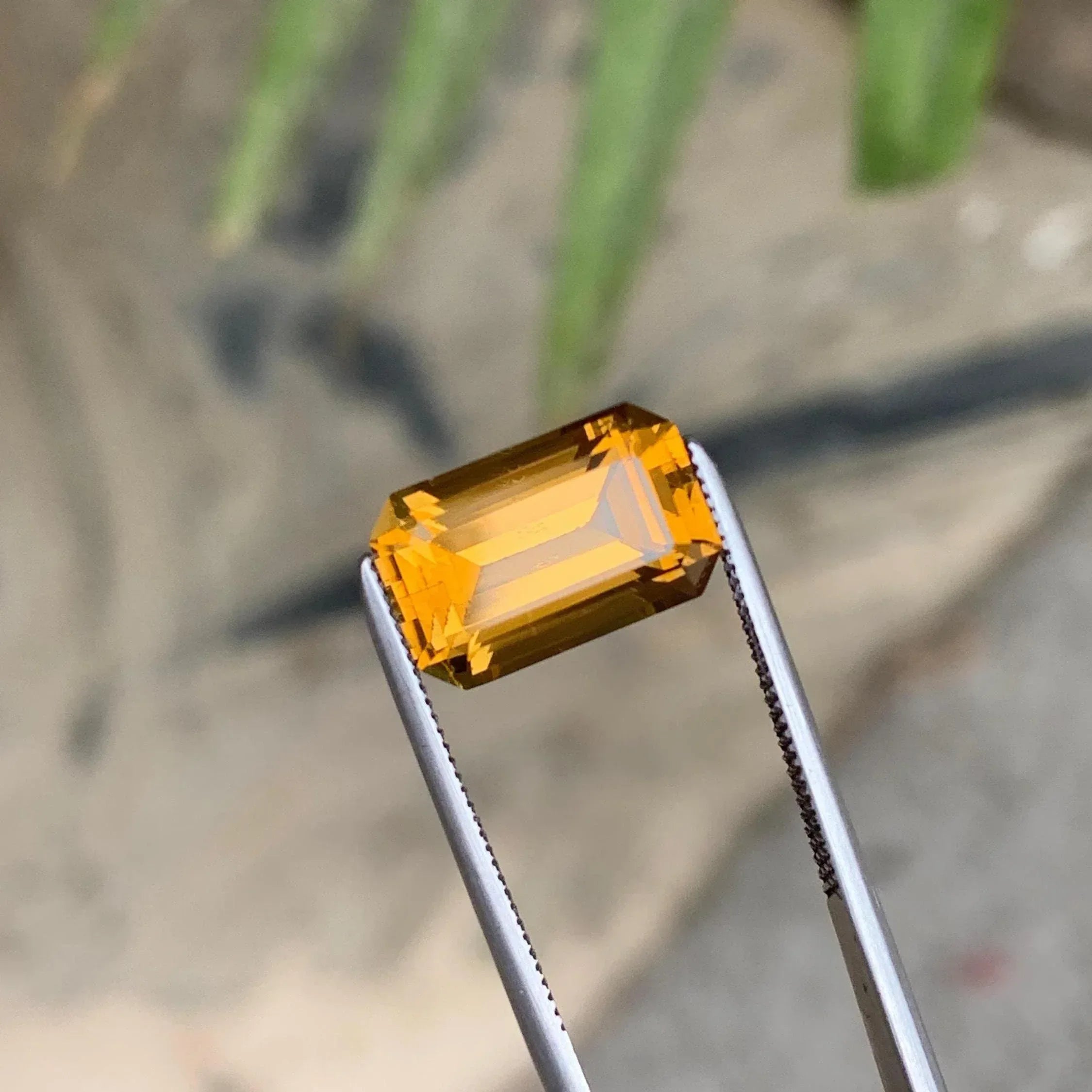Chrome Yellow Citrine: 3.95 CTS Emerald Cut Loose Gemstone - Splendor Gems