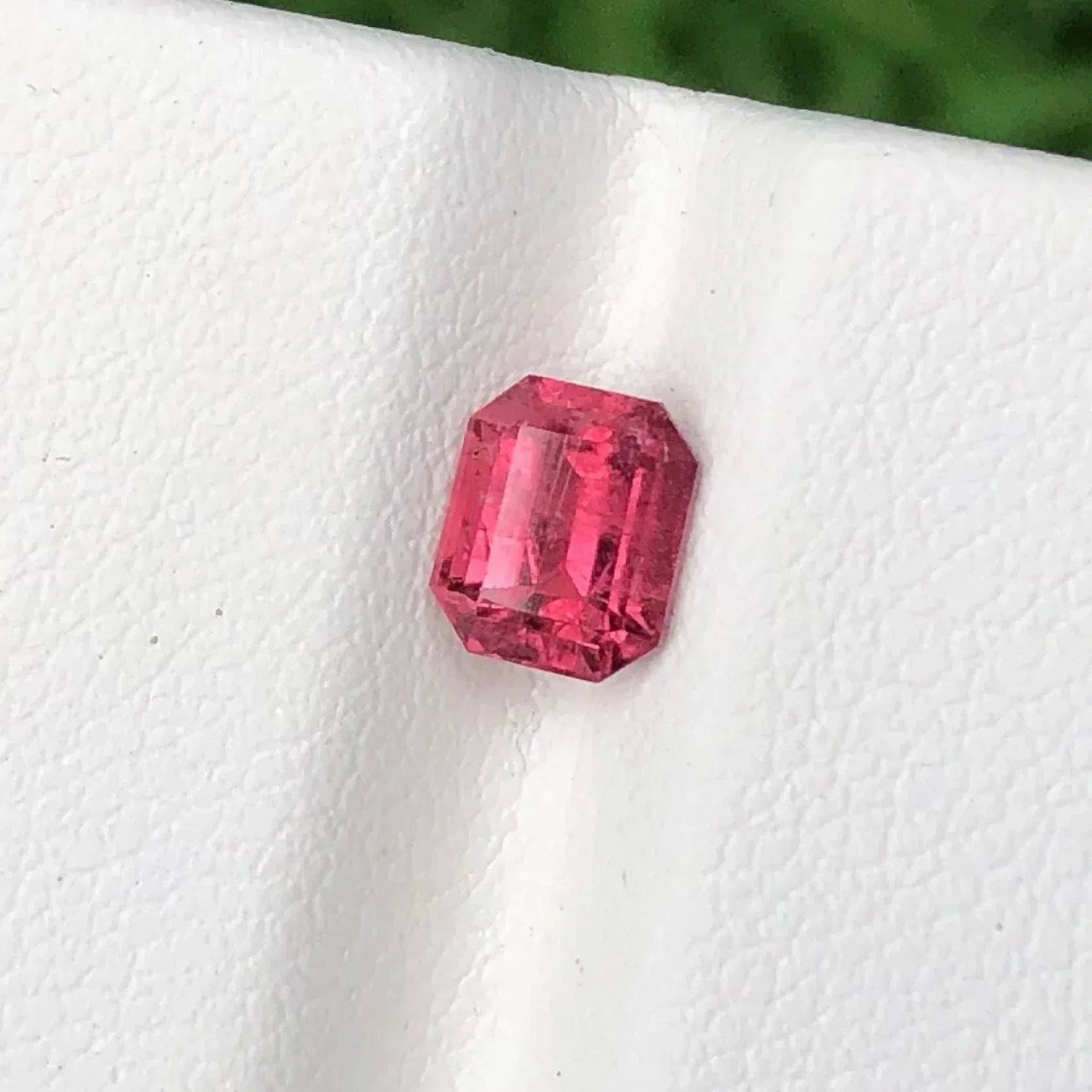 AAA Pink Tourmaline Gemstone: Afghani Jewelry Making Stone, 1.5 Carats - Splendor Gems Main image
