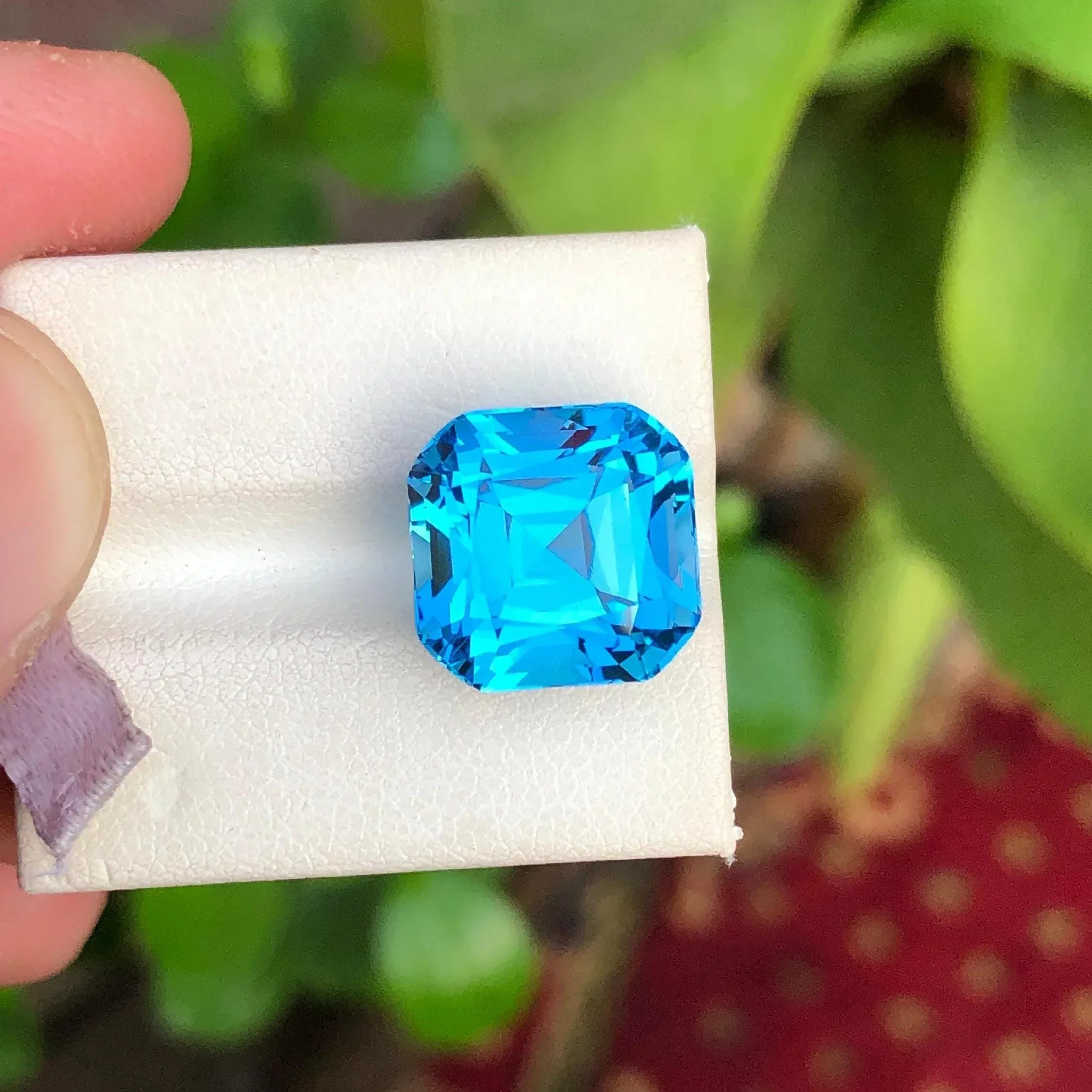 Electric Blue Topaz Stone: 15.40 Carat, Loupe Clean Gem, November Birthstone Secondary image