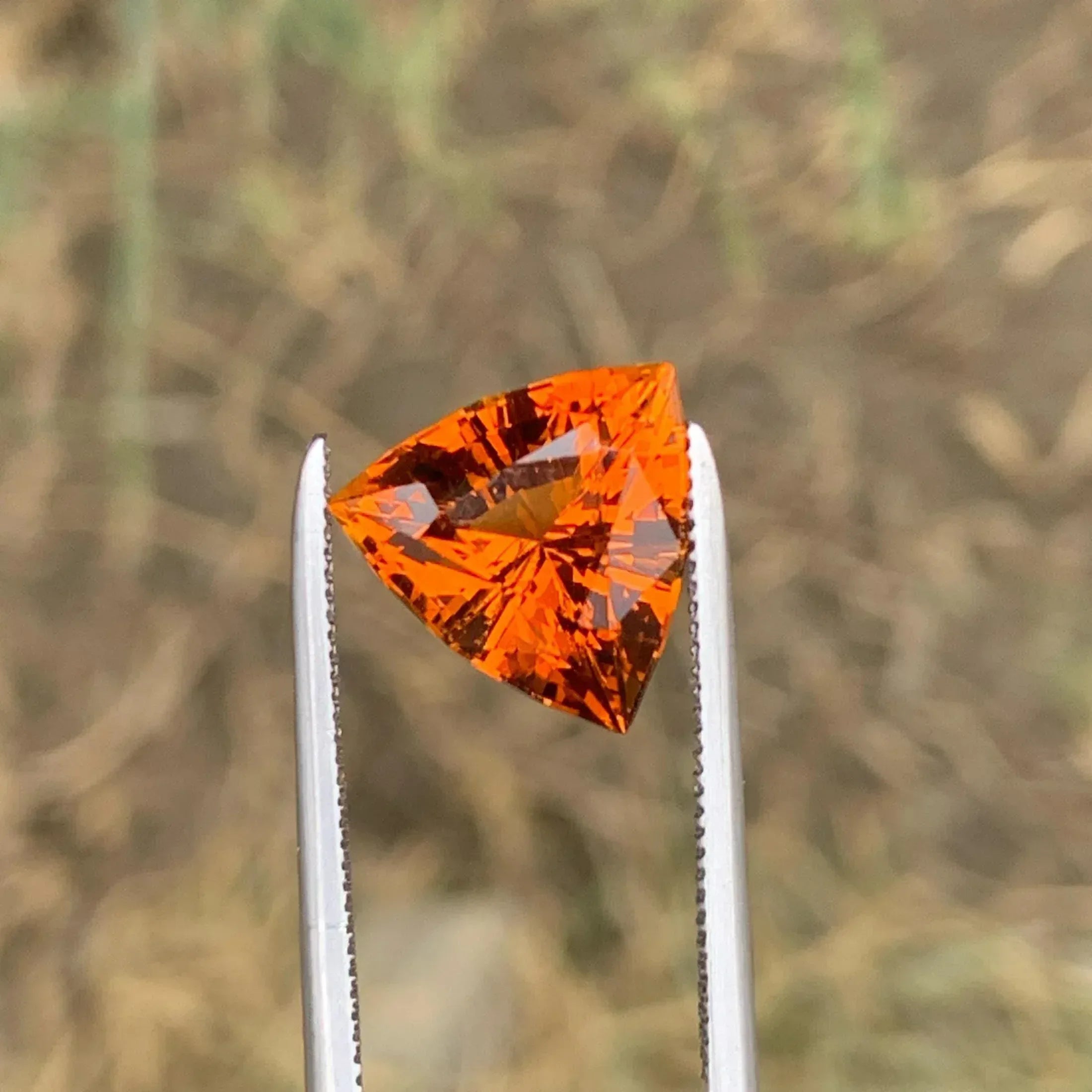 Deep Orange Citrine: 2.90 CTS Trillion Cut Gemstone - Splendor Gems Main image