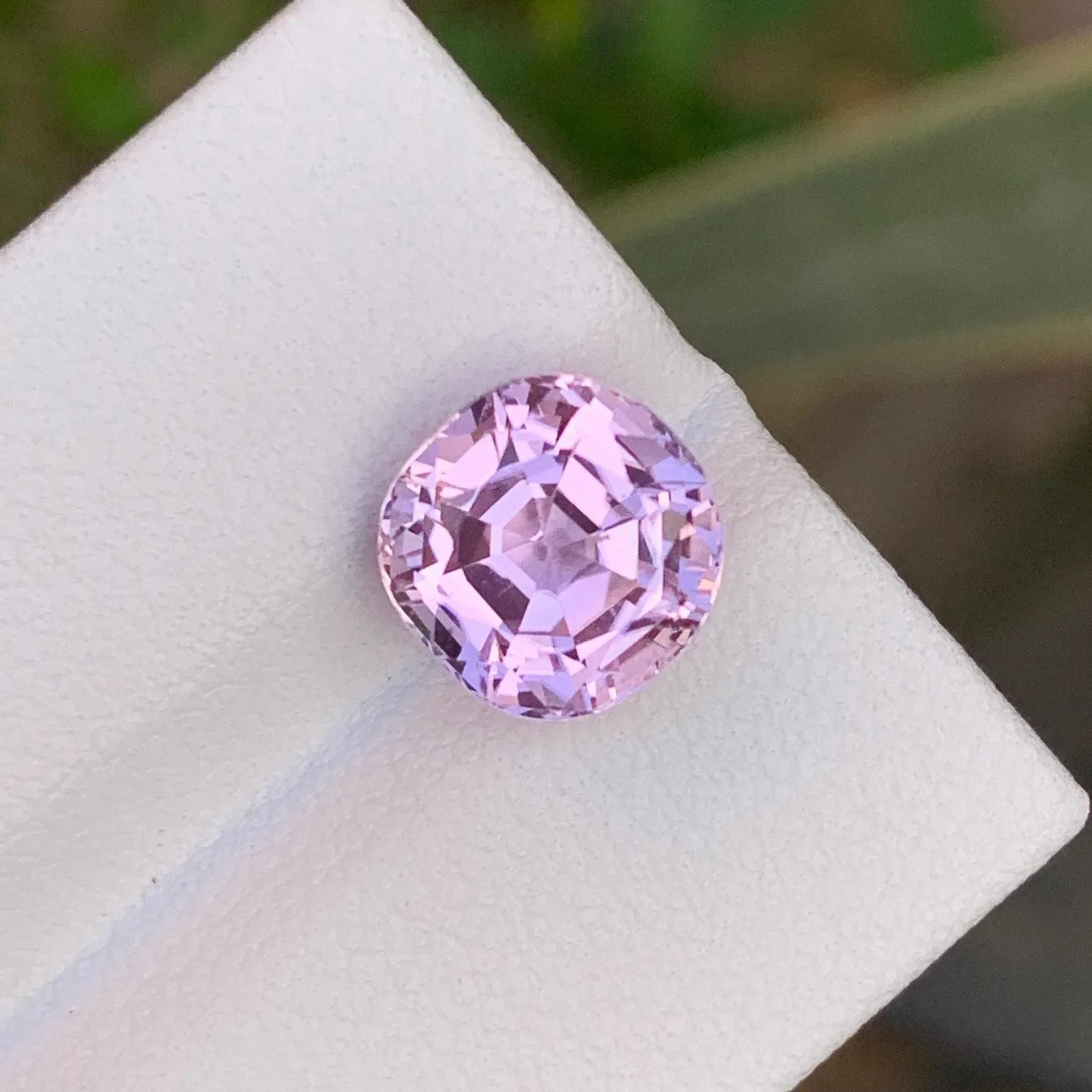 3.80 Carat Pink Kunzite Gemstone: Round Faceted Afghan Stone - Splendor Gems Main image