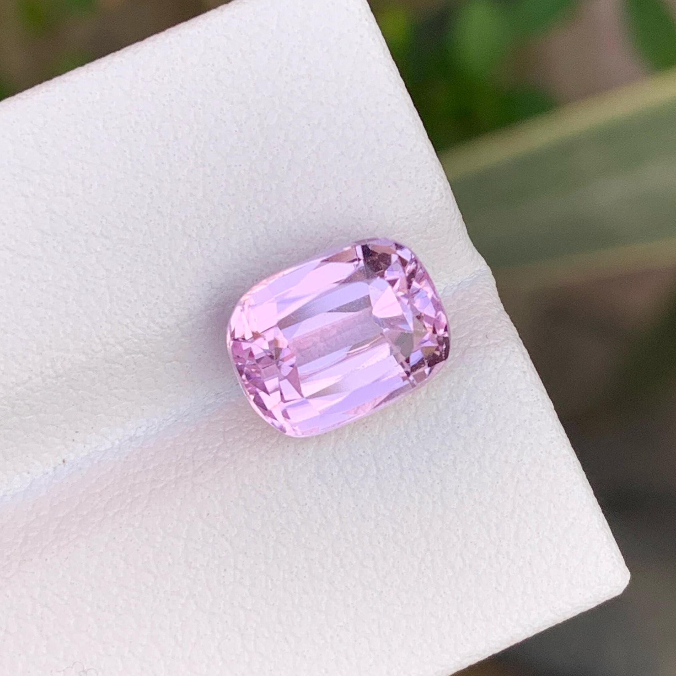 Pale Lilac Kunzite Gemstone: 4.40 CTS, Eye Clean, Afghanistan Origin