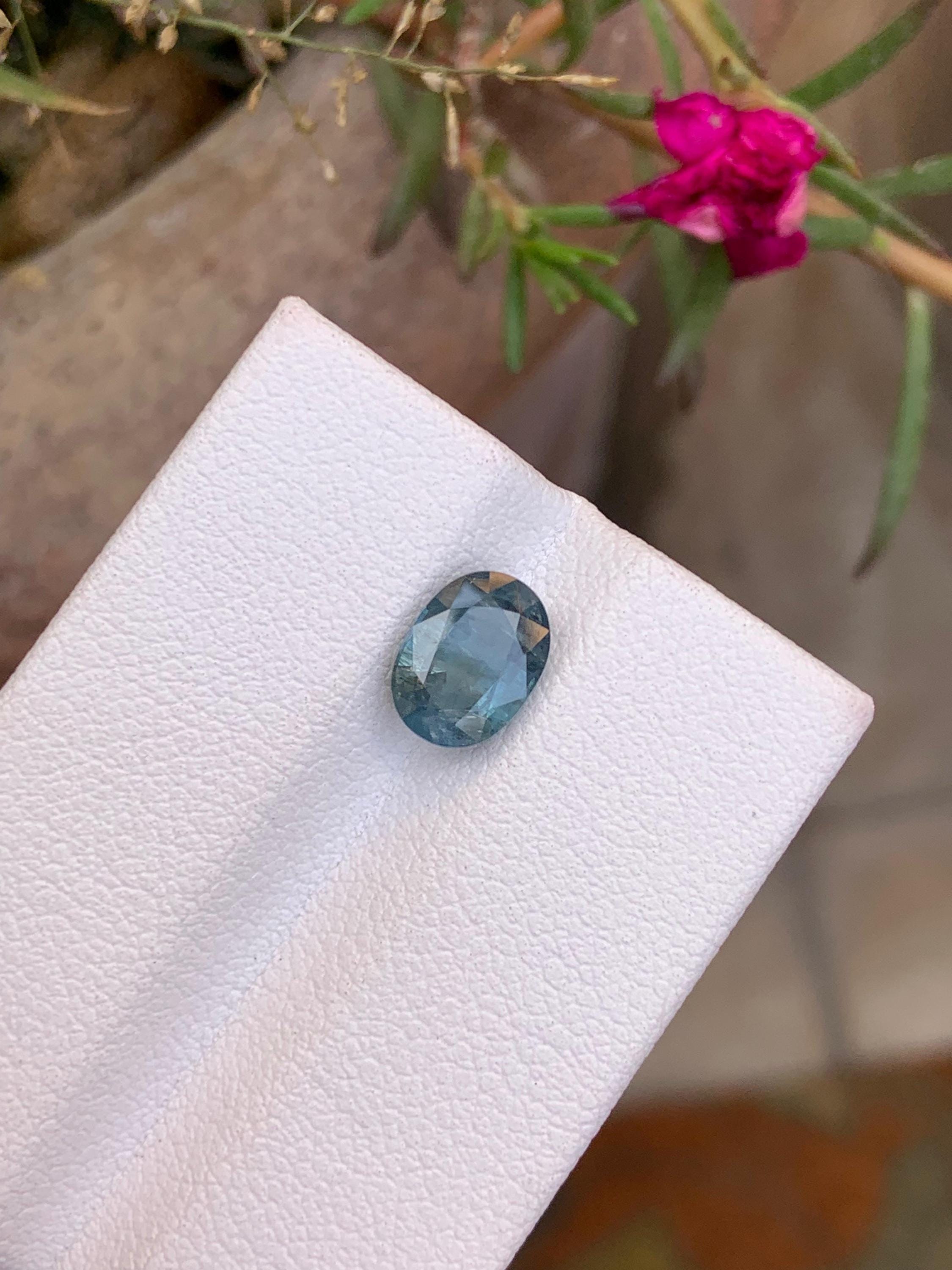 Sri Lankan Blue Sapphire Gemstone: 1.10 Ct Heated Loose Stone